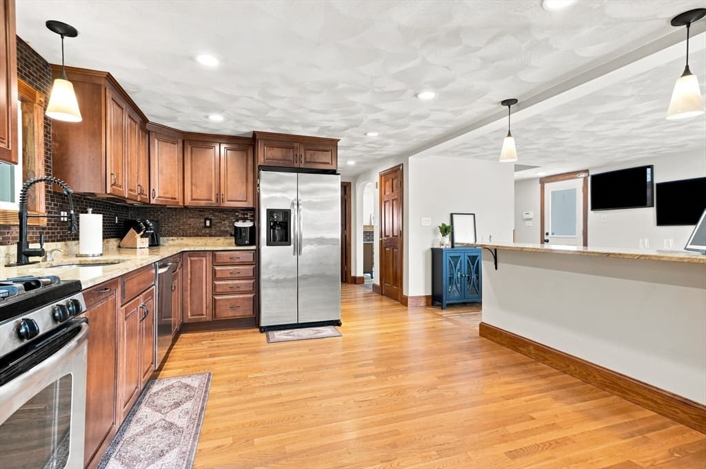 1 Springwell Road, Billerica MA 01821 photo 10