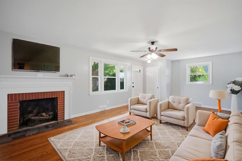 218 Maple St, East Longmeadow MA 01106 photo 12