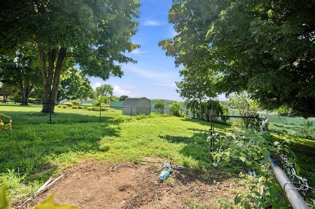 218 Maple St, East Longmeadow MA 01106 photo 7
