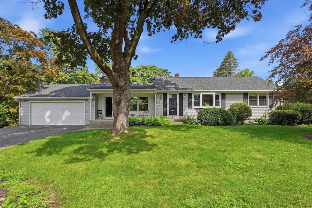 193 Meadow Street, Agawam MA 01001