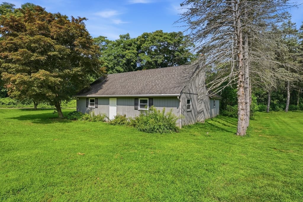 193 Meadow Street, Agawam MA 01001 photo 38