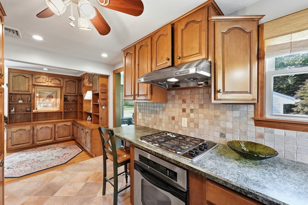 193 Meadow Street, Agawam MA 01001 photo 10