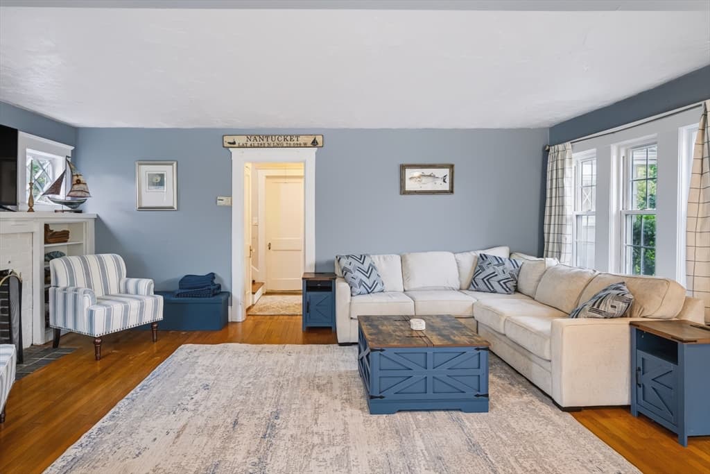 197 N Main St, Sharon MA 02067 photo 3