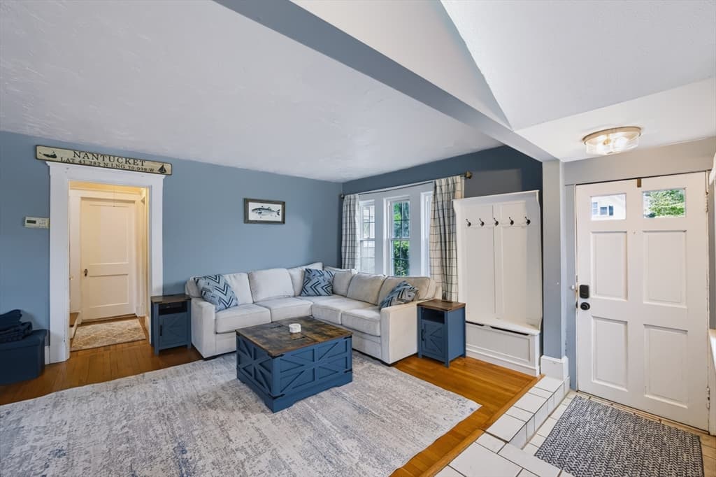 197 N Main St, Sharon MA 02067 photo 4