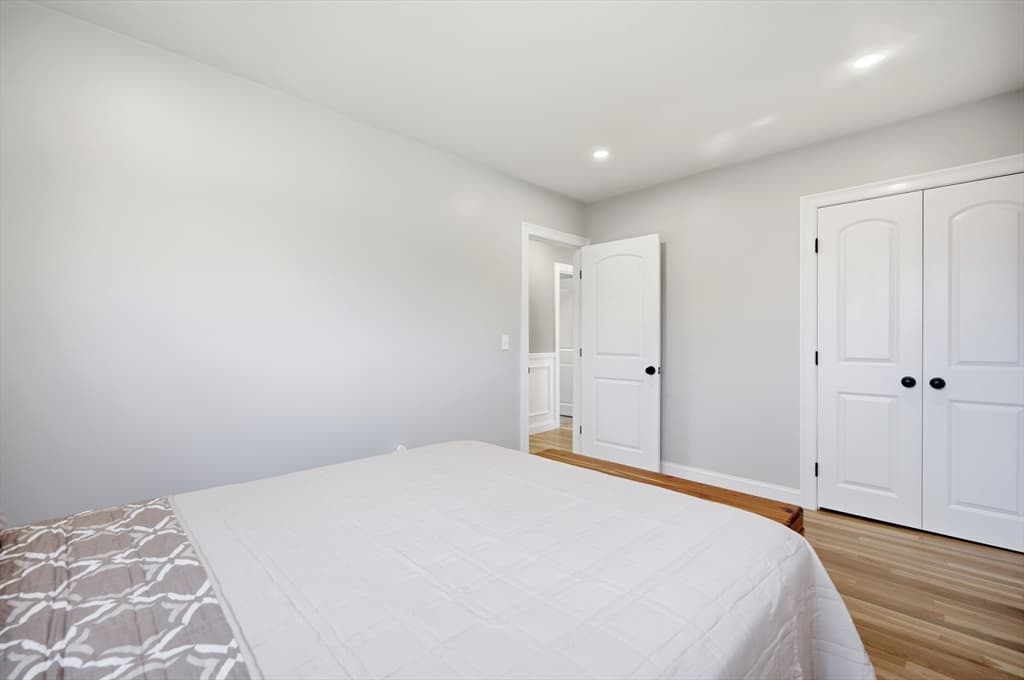169 Raven, Lowell MA 01852 photo 23