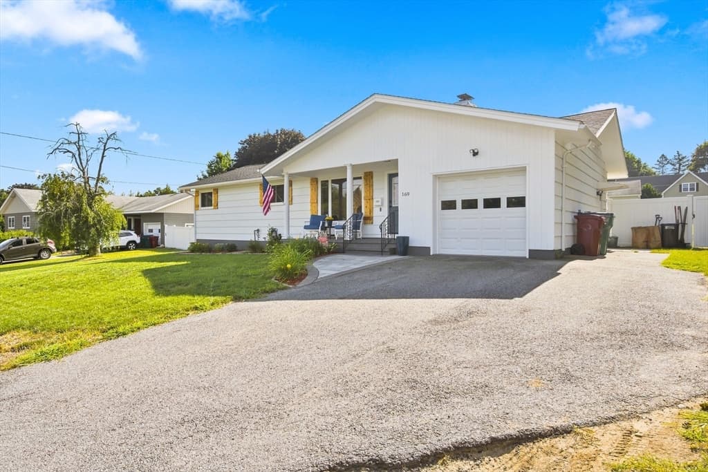 169 Raven, Lowell MA 01852 photo 4