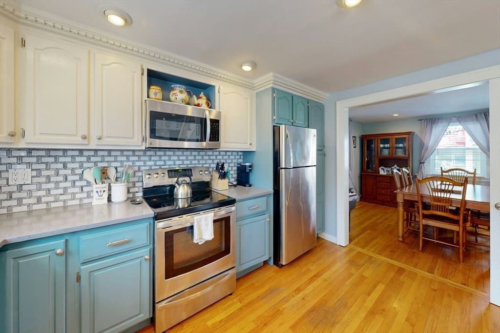 26 George St, Winthrop MA 02152 photo 11