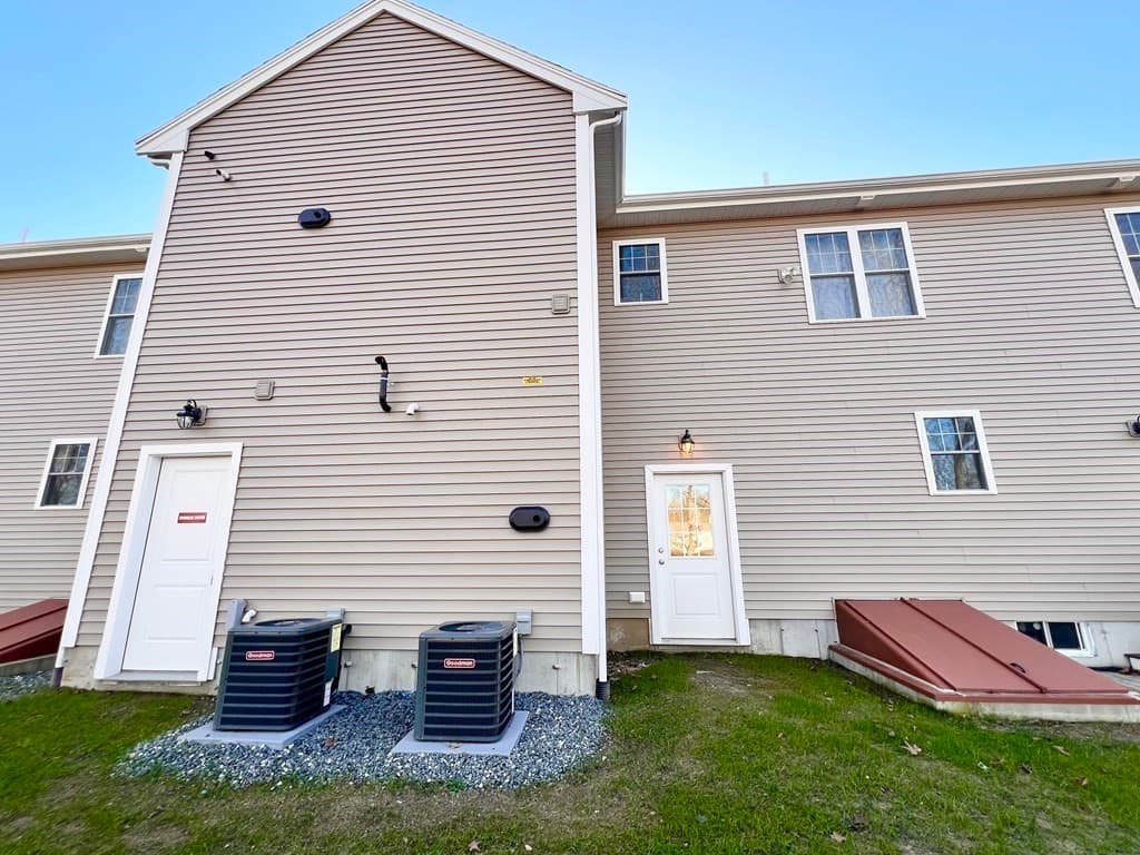 140 North Walker Street, Taunton MA 02780 photo 2