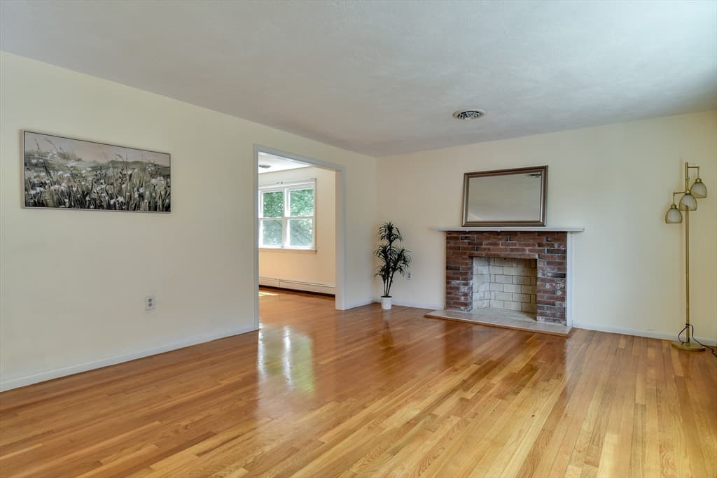 6 Salvi Drive, Framingham MA 01701 photo 4