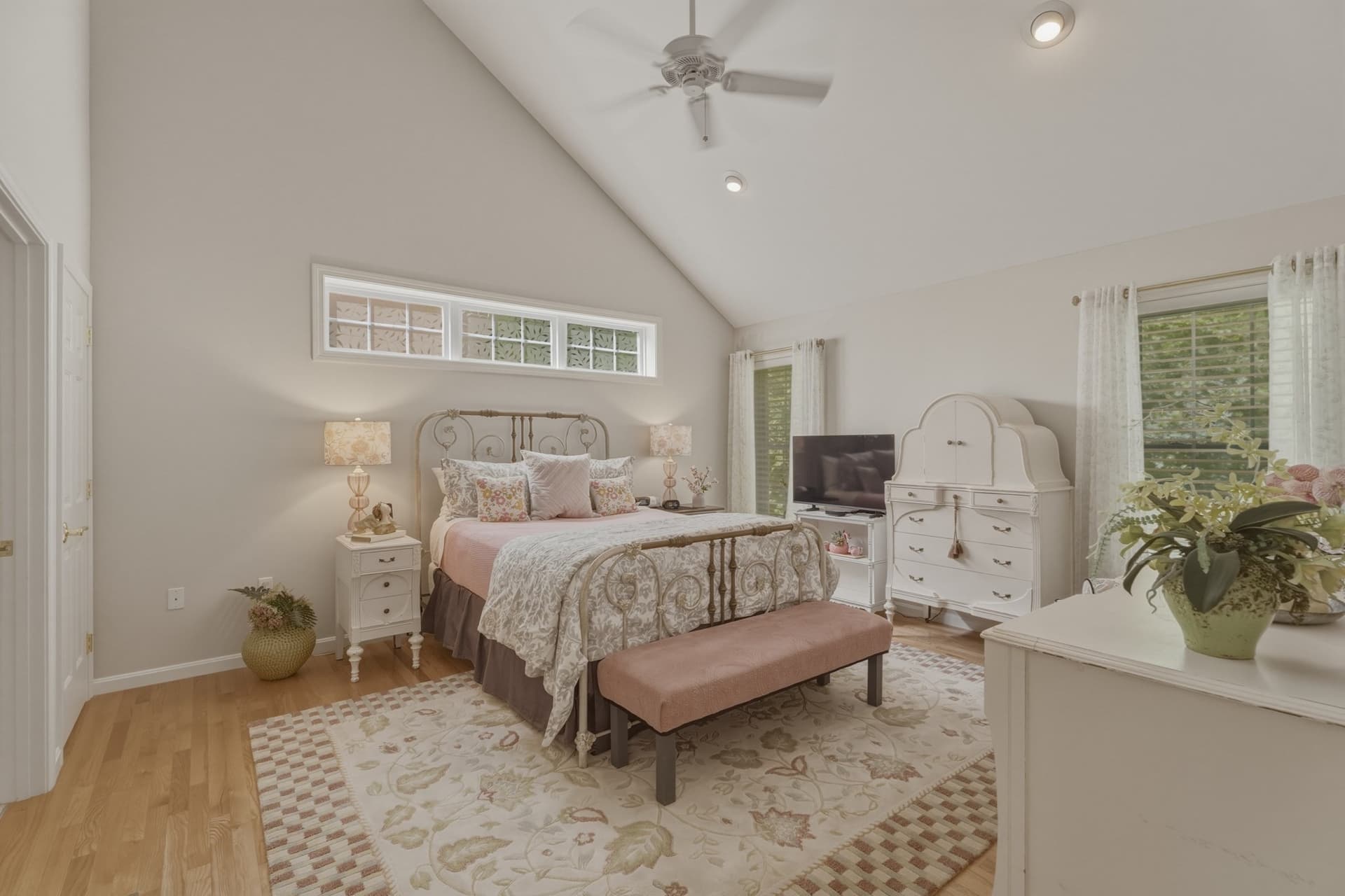Single Family Residence at 6 Wyndbrook Ln # 6, Tyngsborough MA 01879, photo 18 of 41