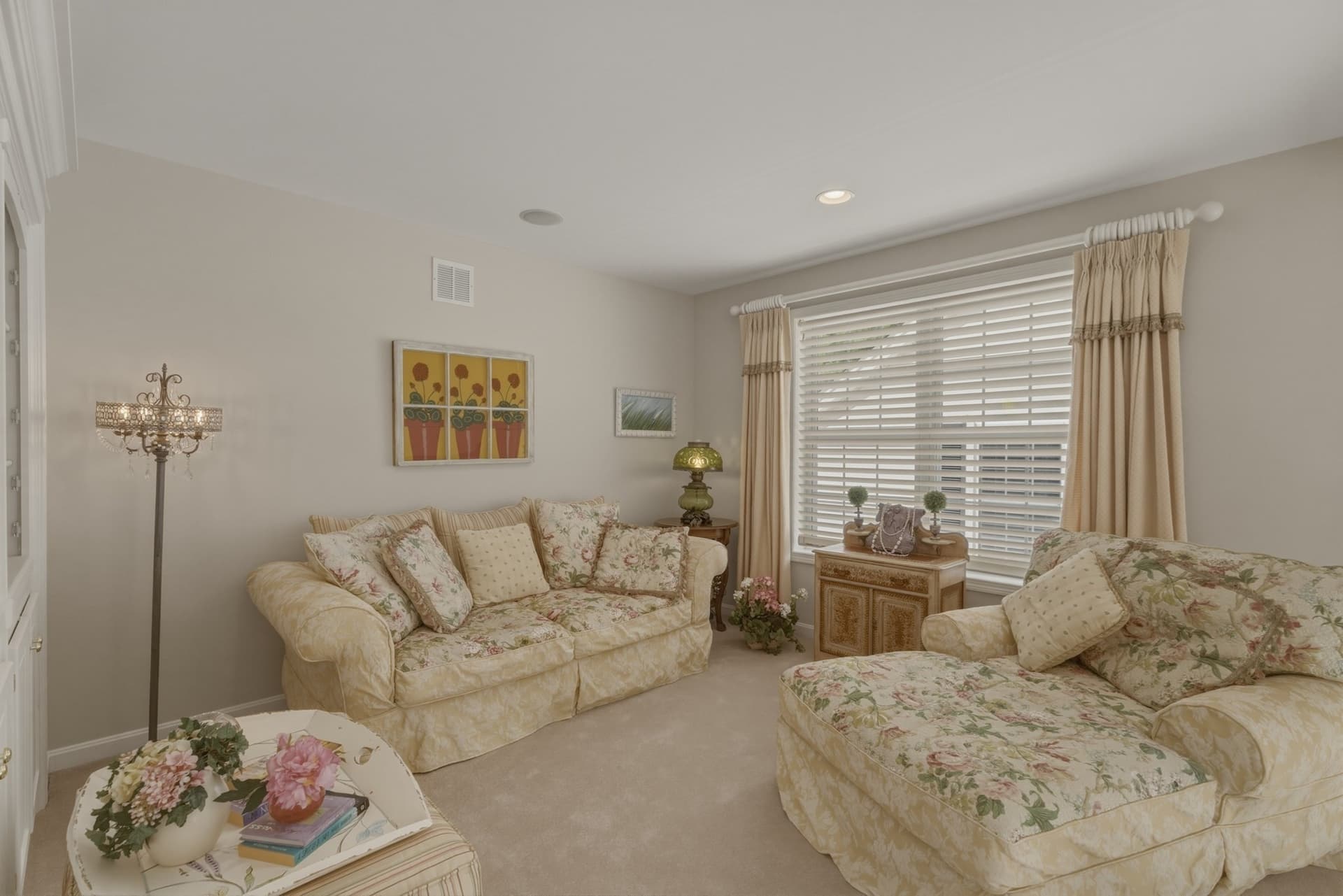 Single Family Residence at 6 Wyndbrook Ln # 6, Tyngsborough MA 01879, photo 29 of 41