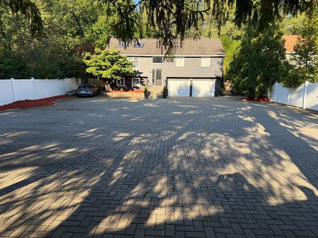 2 Temple St, Framingham MA 01702