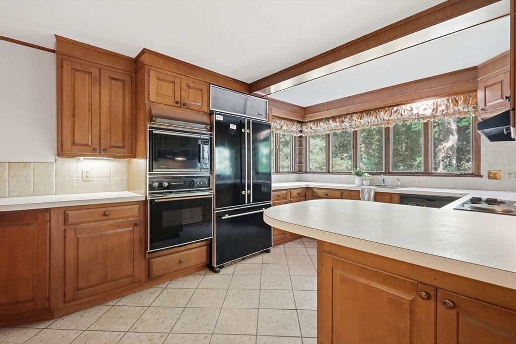 Single Family Residence at 634 Glendale Rd, Wilbraham MA 01095, Wilbraham, photo 13 of 42