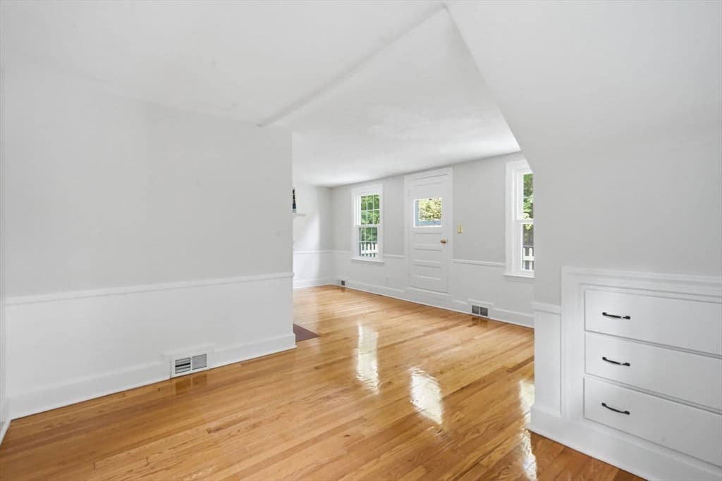 Single Family Residence at 634 Glendale Rd, Wilbraham MA 01095, Wilbraham, photo 33 of 42