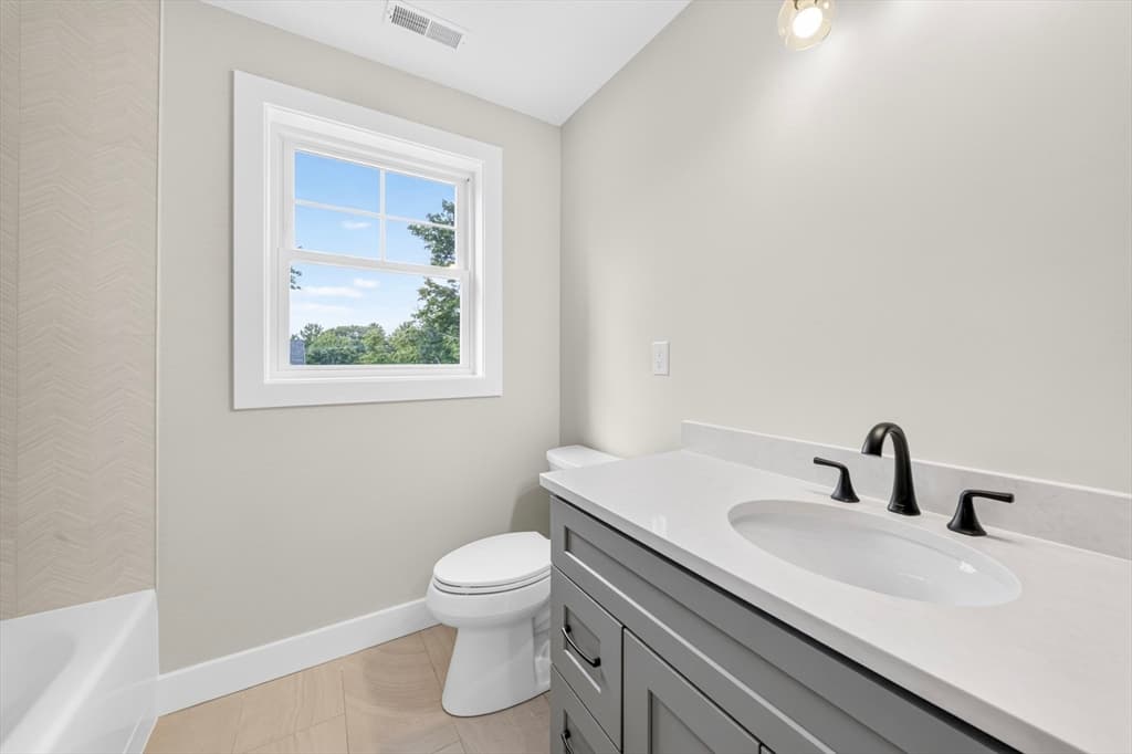 16 Neillian Way # 16, Bedford MA 01730 photo 12