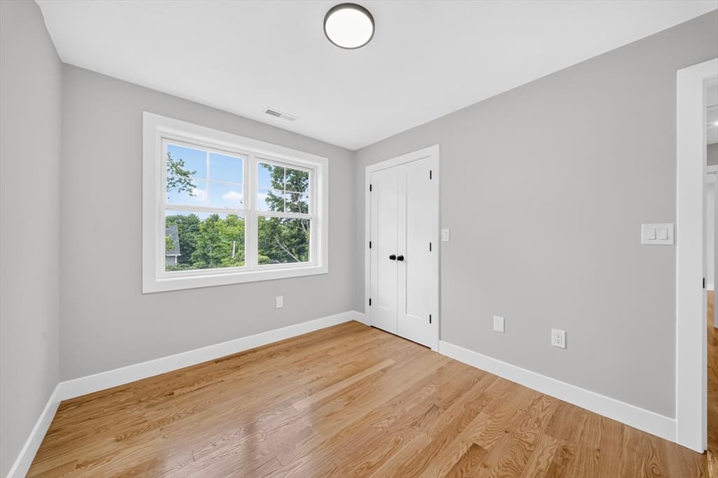 16 Neillian Way # 16, Bedford MA 01730 photo 15
