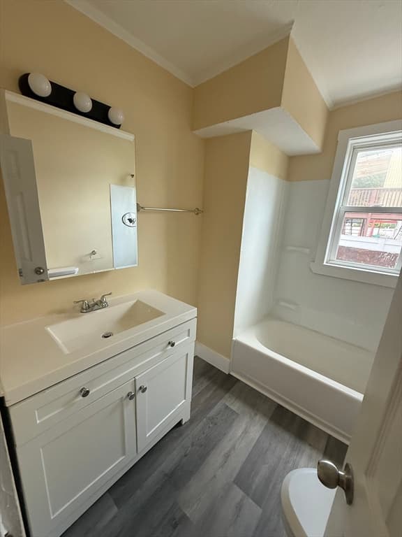 49 Camden St, Lynn MA 01905 photo 8
