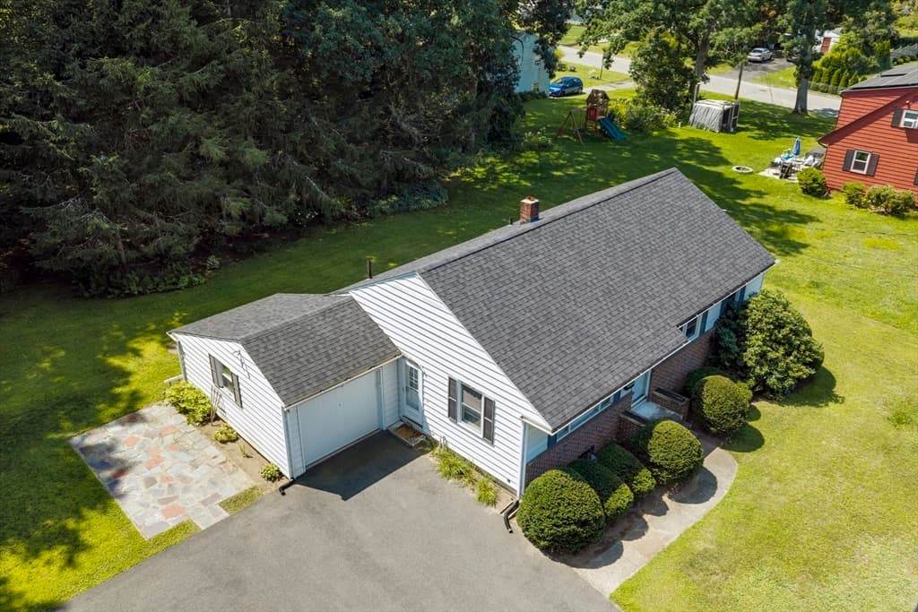 127 Springfield St, Palmer MA 01069 photo 2