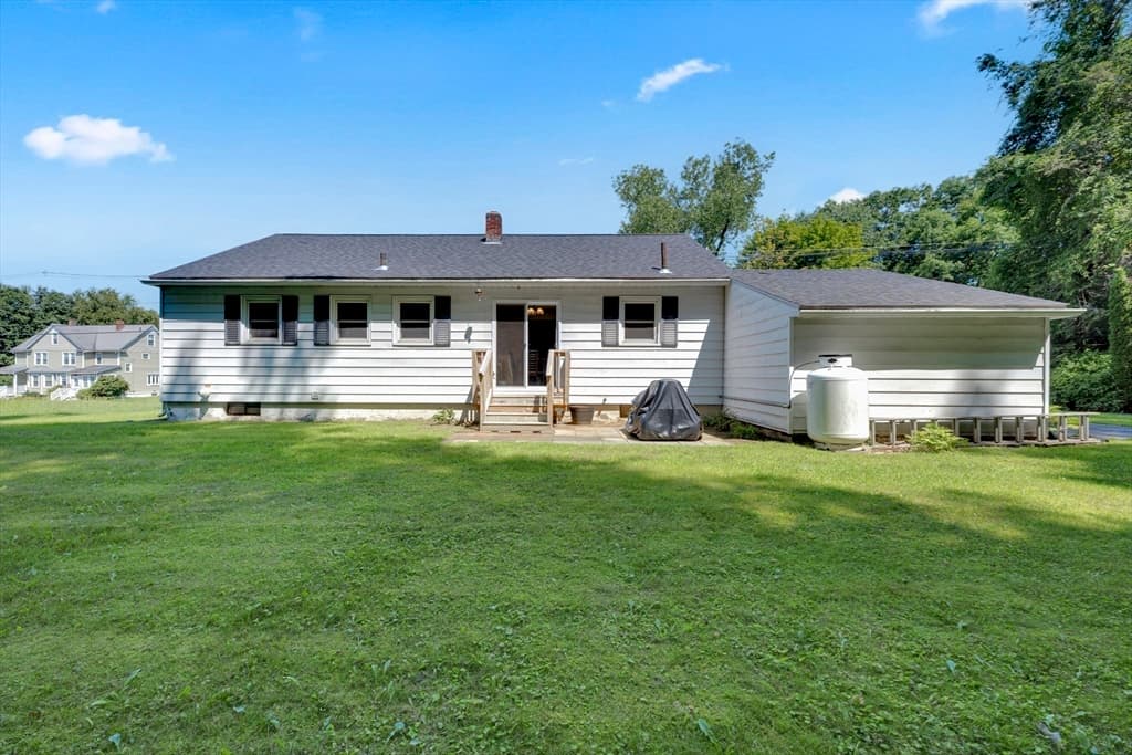 127 Springfield St, Palmer MA 01069 photo 22