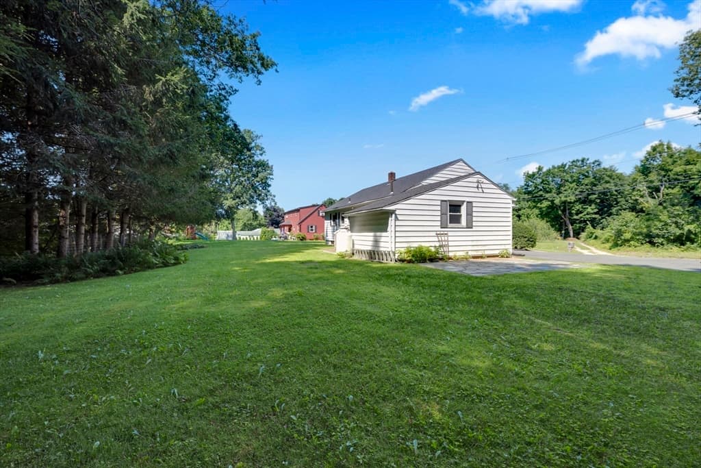 127 Springfield St, Palmer MA 01069 photo 24