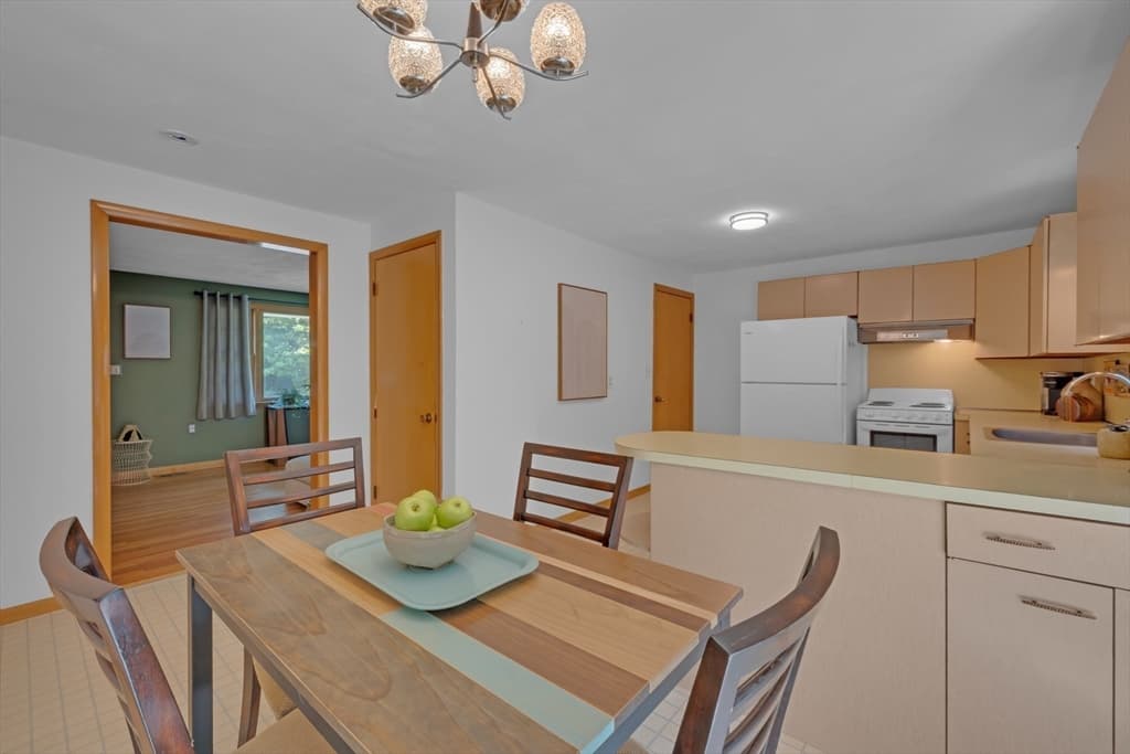 127 Springfield St, Palmer MA 01069 photo 11