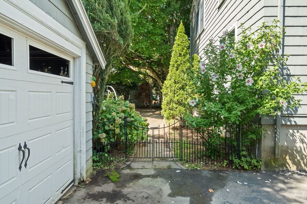 24 Holland St, Needham MA 02492 photo 28