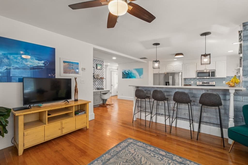24 Holland St, Needham MA 02492 photo 11
