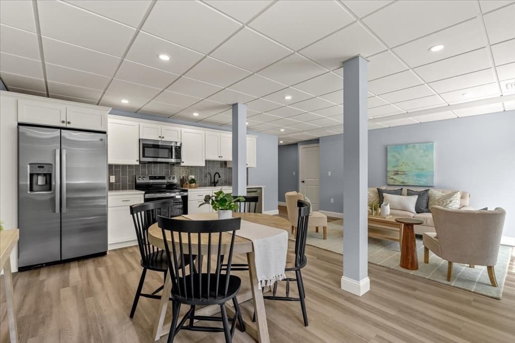 193 E Spring Street, Avon MA 02322 photo 22