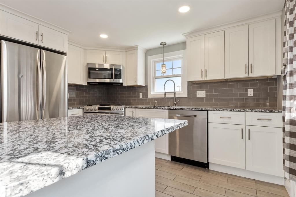 4 Maverick St, Fitchburg MA 01420 photo 9