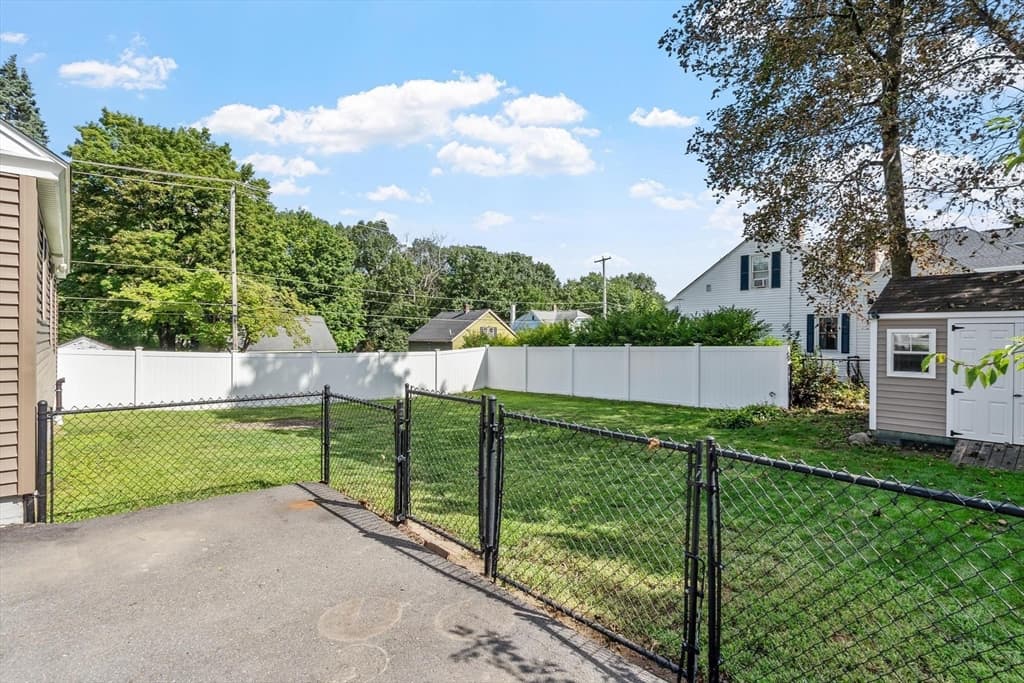 4 Maverick St, Fitchburg MA 01420 photo 30
