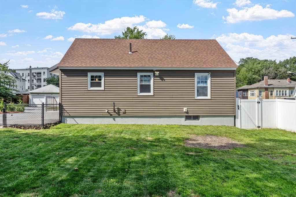 4 Maverick St, Fitchburg MA 01420 photo 34