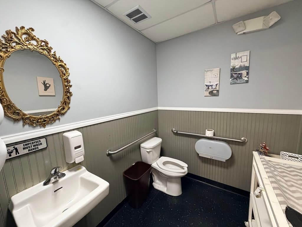 9 Sterling St, Clinton MA 01510 photo 12