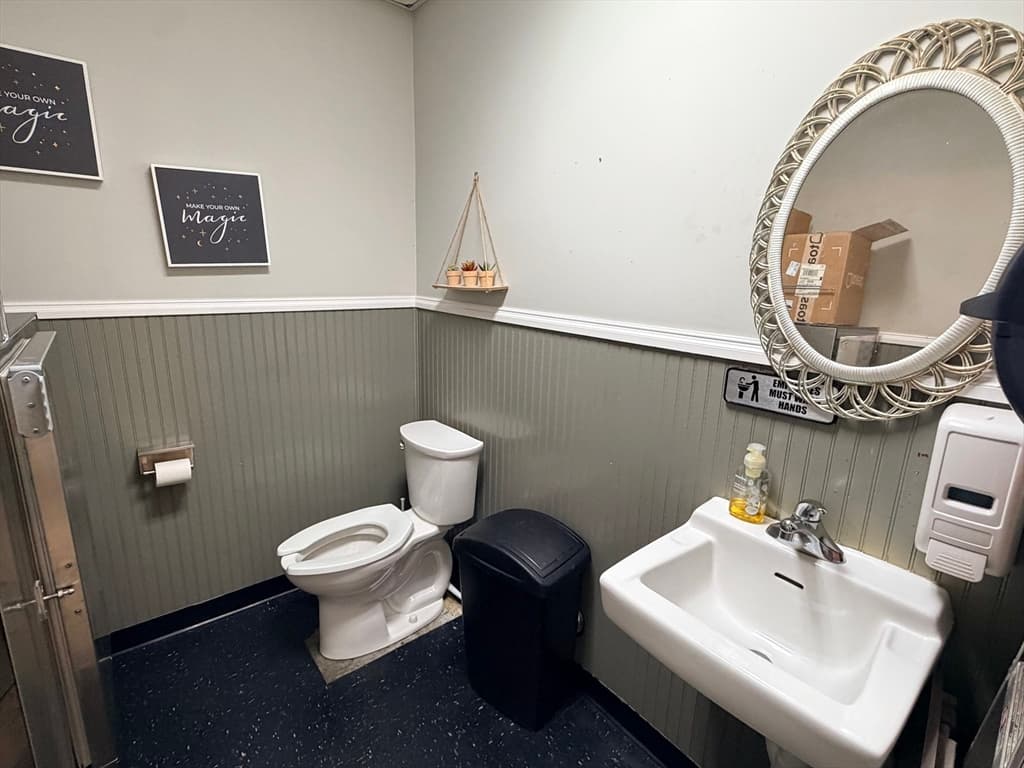 9 Sterling St, Clinton MA 01510 photo 11