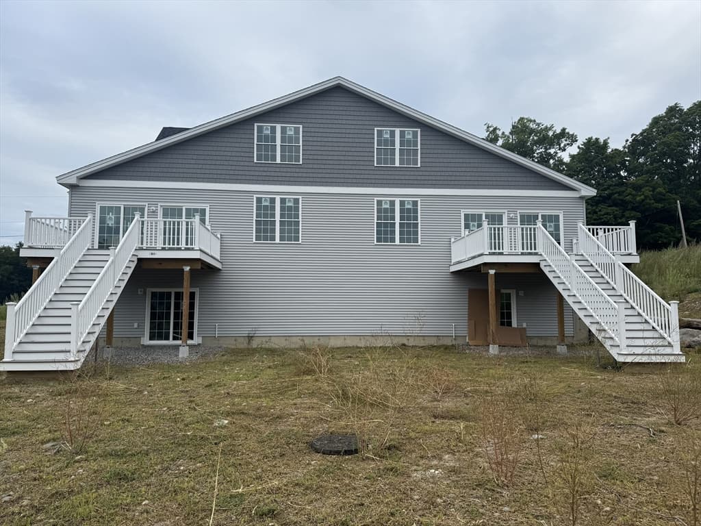 Condominium at 13 Pond St # 13, Lunenburg MA 01462, Lunenburg, photo 2 of 2