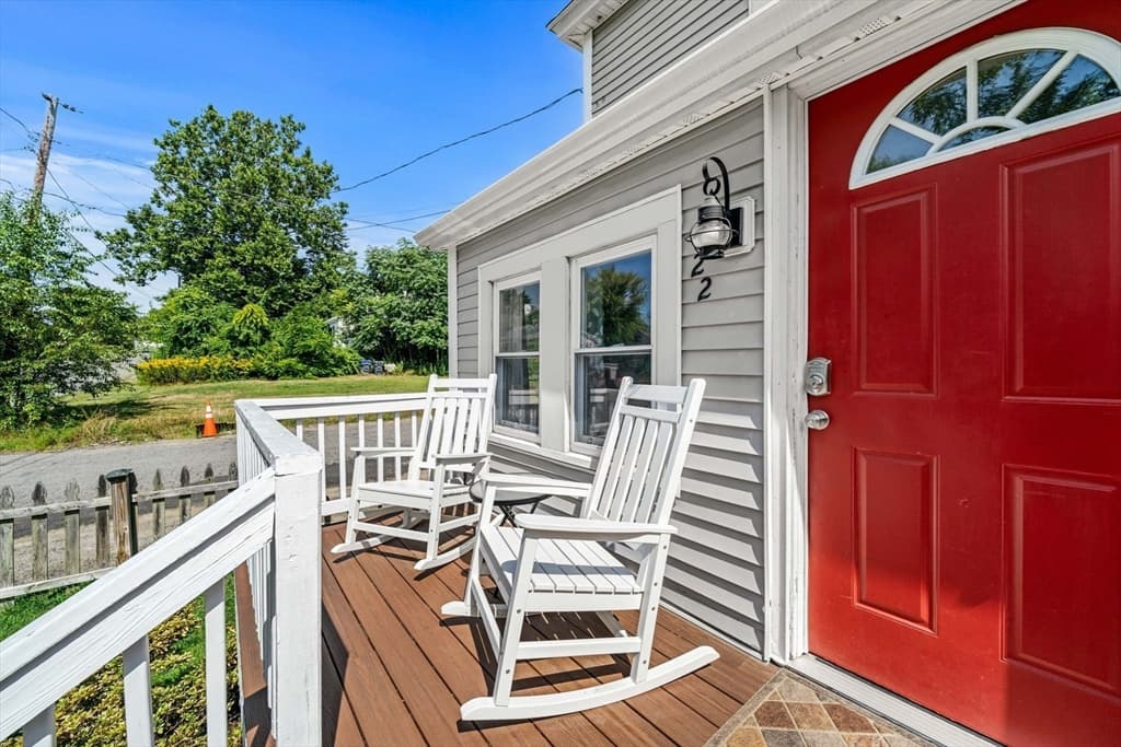 22 Loring Rd, Methuen MA 01844 photo 2