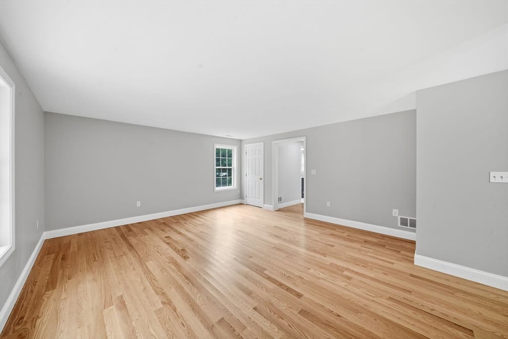 70 Katie Way, Tewksbury MA 01876 photo 8