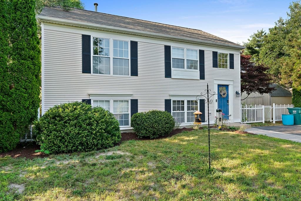 296 Raymond Road, Plymouth MA 02060 photo 3