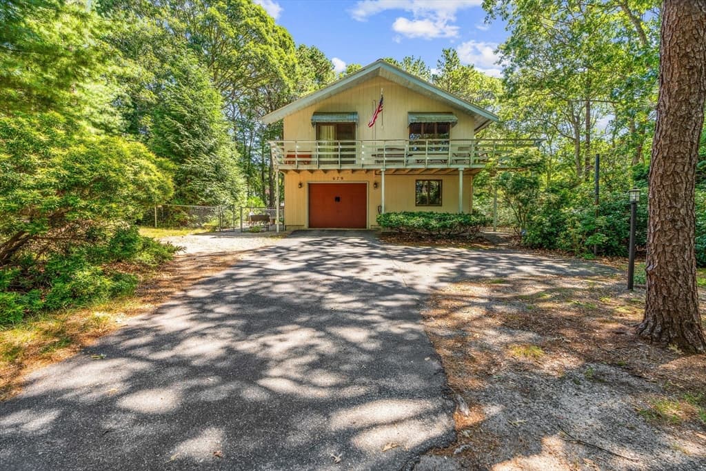 679 Poponessett Road, Barnstable MA 02635 photo 2