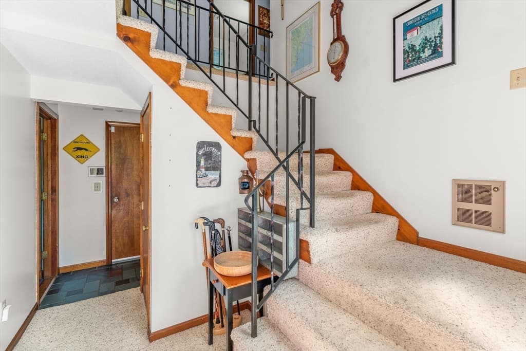 679 Poponessett Road, Barnstable MA 02635 photo 5