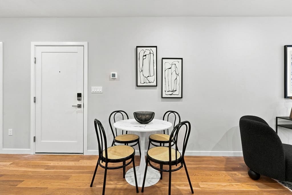 267 Old Colony # 206, Boston MA 02127 photo 5