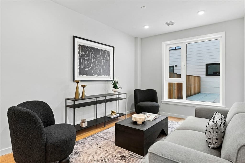 267 Old Colony # 206, Boston MA 02127 photo 8