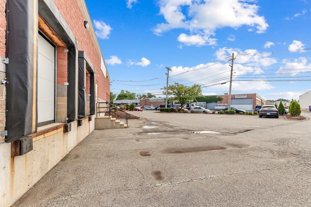 11 Commercial St # 11, Medford MA 02155 photo 30