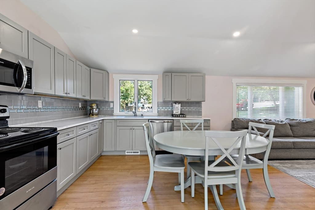 25 King Ave, Plymouth MA 02360 photo 12