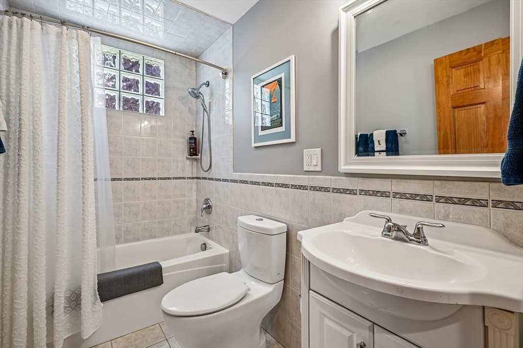 47 Emerald Street # 47, Medford MA 02155 photo 16