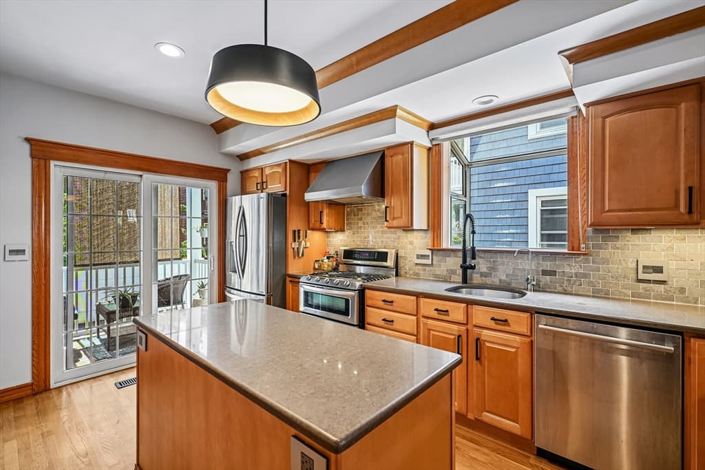 47 Emerald Street # 47, Medford MA 02155 photo 11