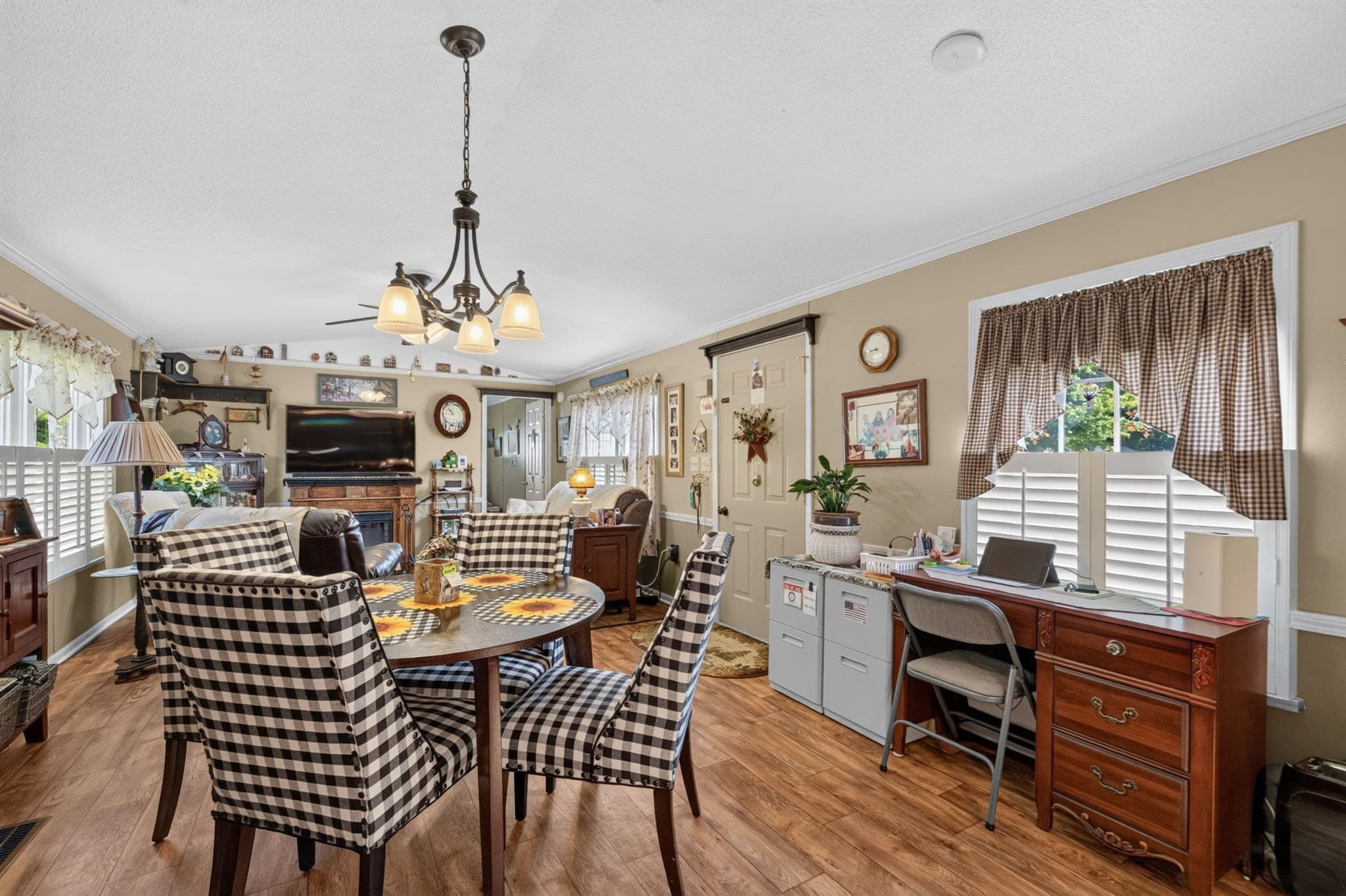 Mobile Home at 30 Tucker Terrace, Raynham MA 02767, Raynham, photo 13 of 34