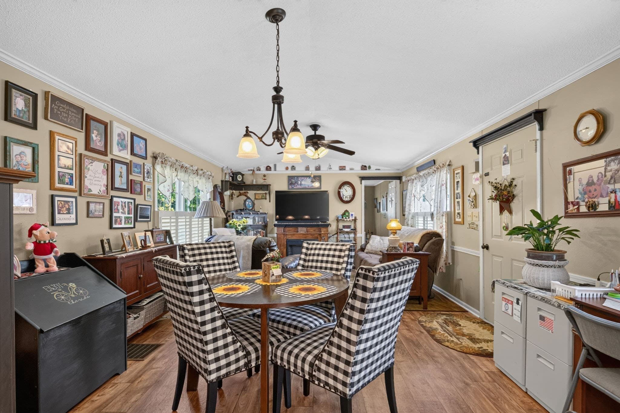 Mobile Home at 30 Tucker Terrace, Raynham MA 02767, Raynham, photo 11 of 34