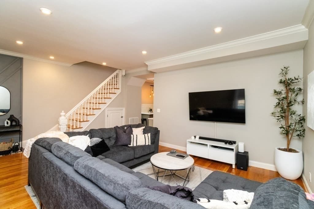 189 Shirley St # 1, Winthrop MA 02152 photo 6