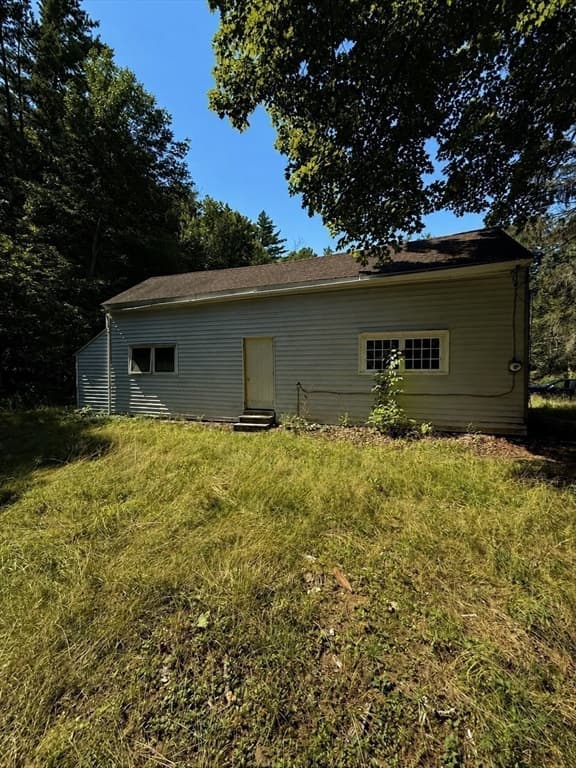 62 E Chestnut Hill Rd, Montague MA 01351 photo 4