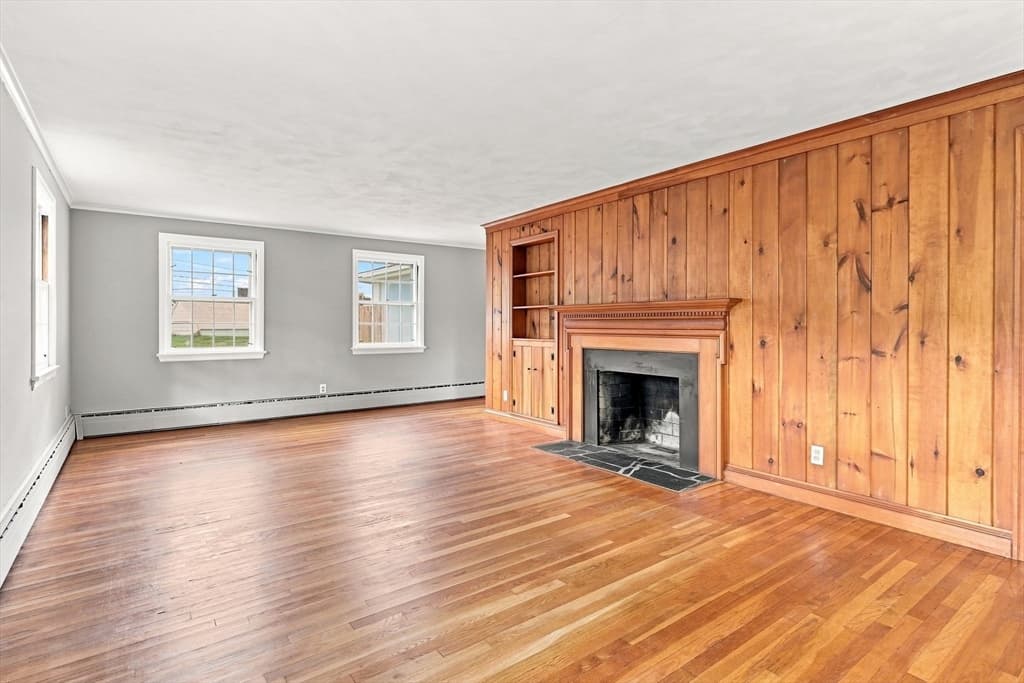 92 Oak Hollow Rd, Springfield MA 01128 photo 10